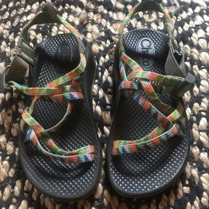 Girls chacos- sz 1